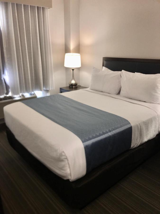 Hotel Wingate By Wyndham Jfk Airport, Far Rockaway Ny New York Esterno foto